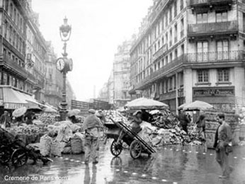 2, 4, 6, 8 rue des Halles vers 1945